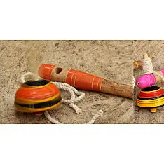Kutch lacquer ~ Spinning Top - भमरडो { A }